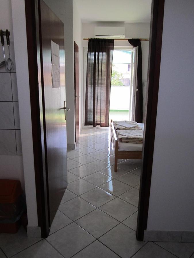 Apartmani Lukacic Biograd Na Moru Exteriör bild