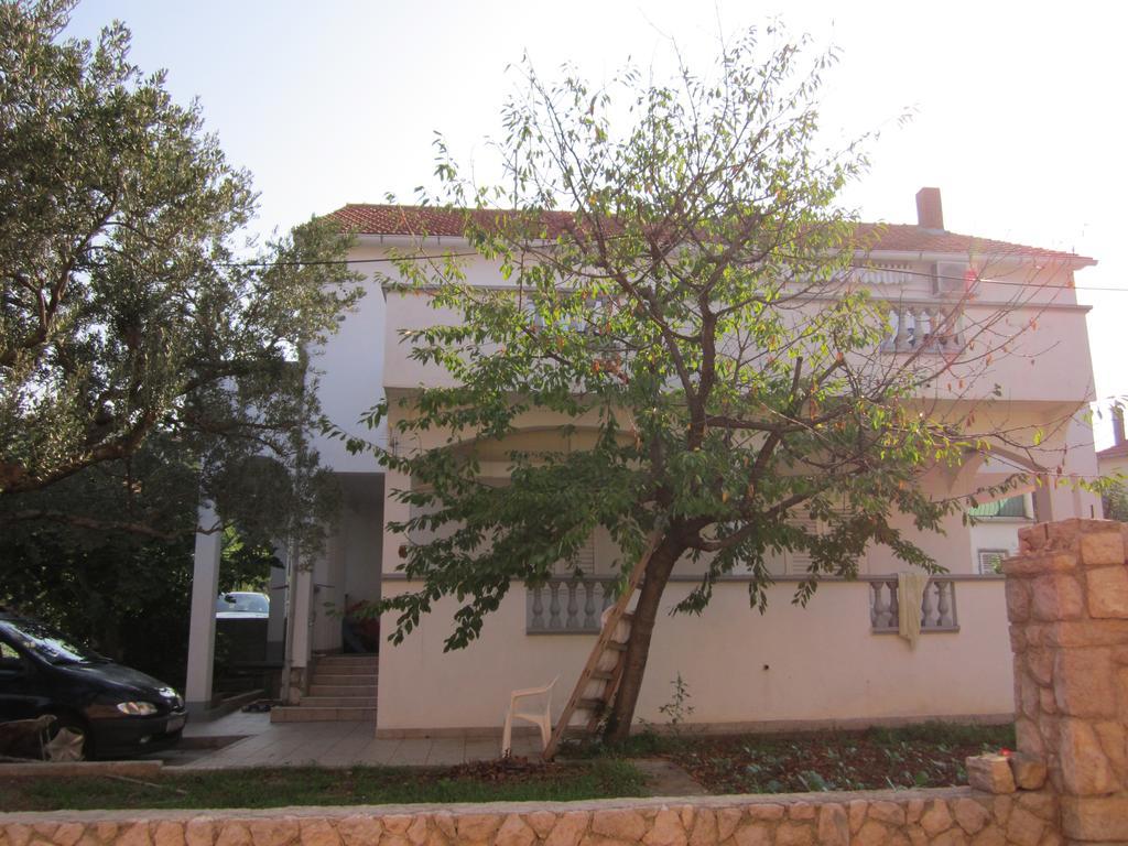 Apartmani Lukacic Biograd Na Moru Exteriör bild